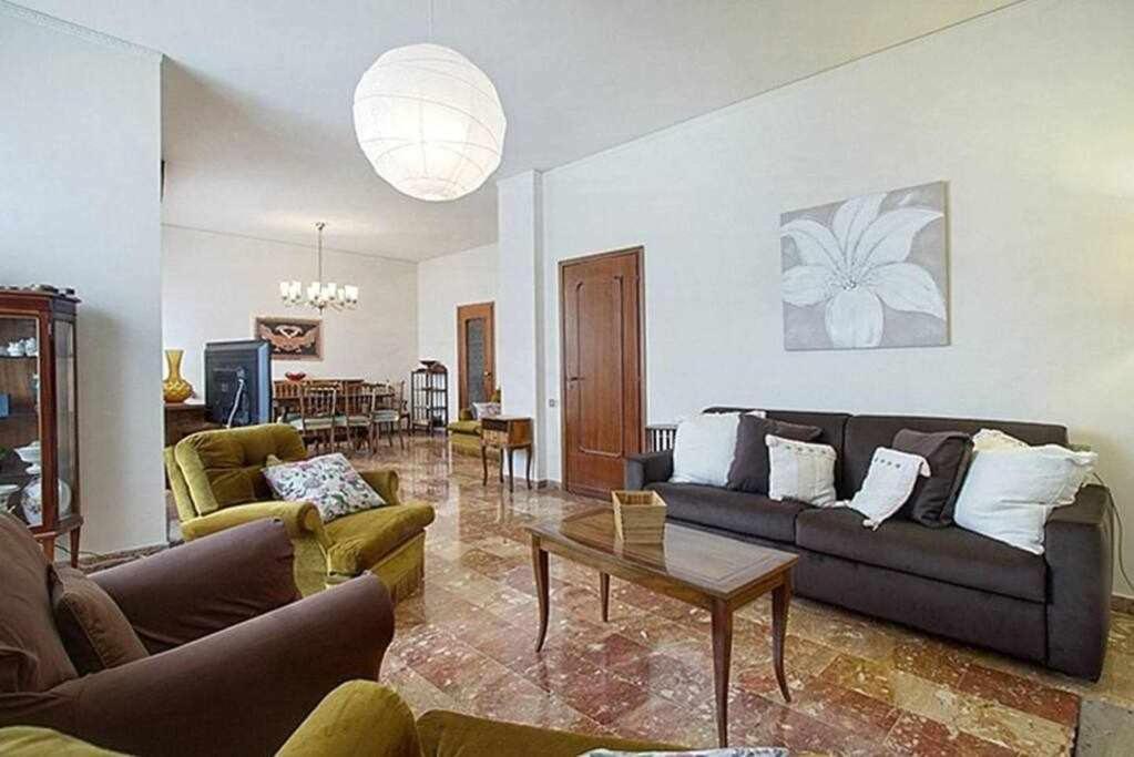Frati Bigi With Two Bedrooms And Parking Florença Exterior foto