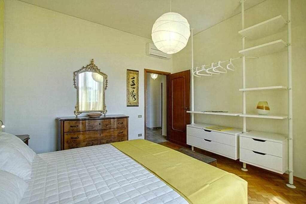 Frati Bigi With Two Bedrooms And Parking Florença Exterior foto